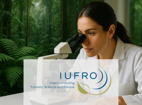 IUFRO: Forscherin mit Waldhintergrund und IUFRO-Logo1